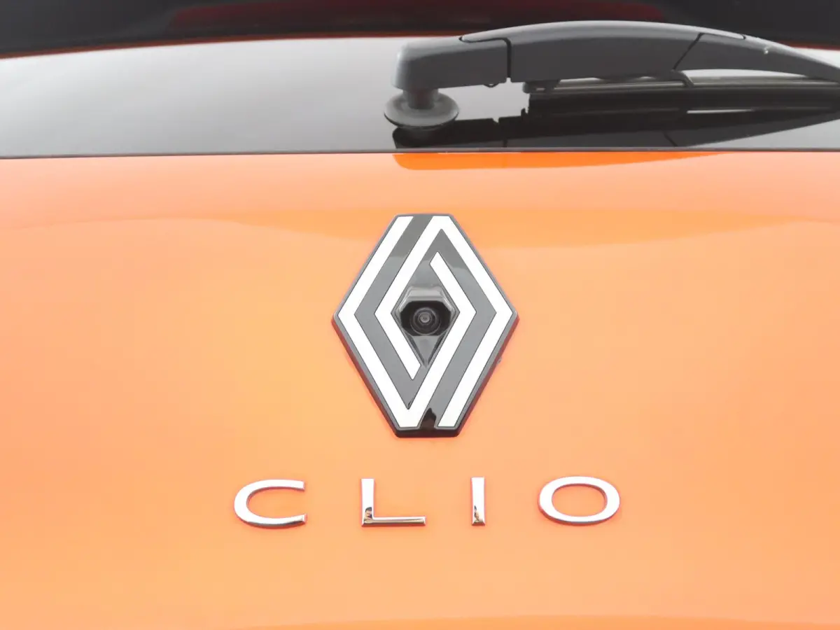 techno full hybrid E-Tech 145 | Groot Navi | Parkeercamera | Stoel- & Stuurverw. |