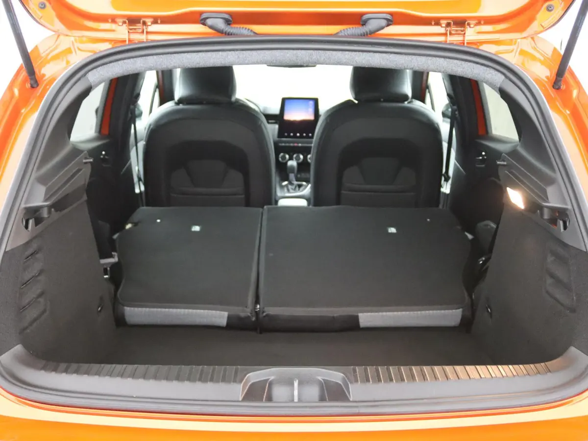 techno full hybrid E-Tech 145 | Groot Navi | Parkeercamera | Stoel- & Stuurverw. |