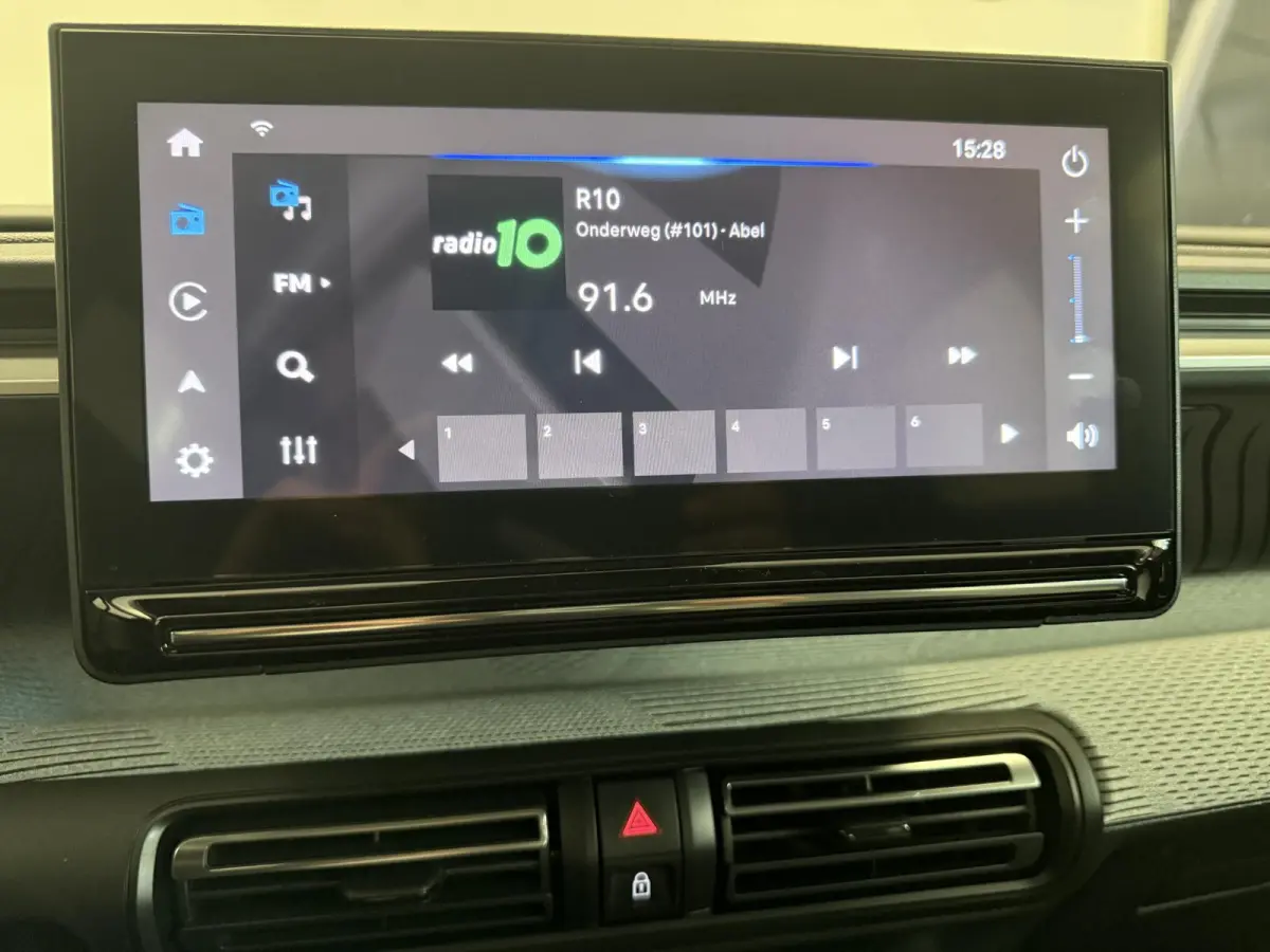 Max 113pk Comfort Range 44 kWh | Navigatie | Camera | Apple Carplay/Android Auto
