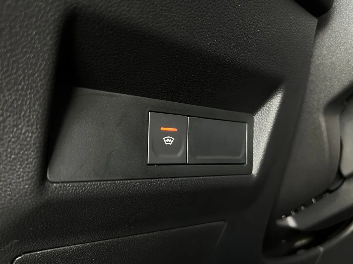 1.3 TCe 140 R.S. Line | Stoel, Stuur & Voorruitverwarming | Navi | Camera | Carplay | 100% Renault Dealer Onderhouden!