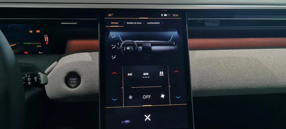 1.2 Hybrid Max Hoge instap | Automaat | Climate Control | Elek. Verstelbare Bestuurderstoel + Massage | Voorstoelen Verwarmd / Gekoeld | Stuurwiel Verwarmd | Apple Carplay / Android Auto