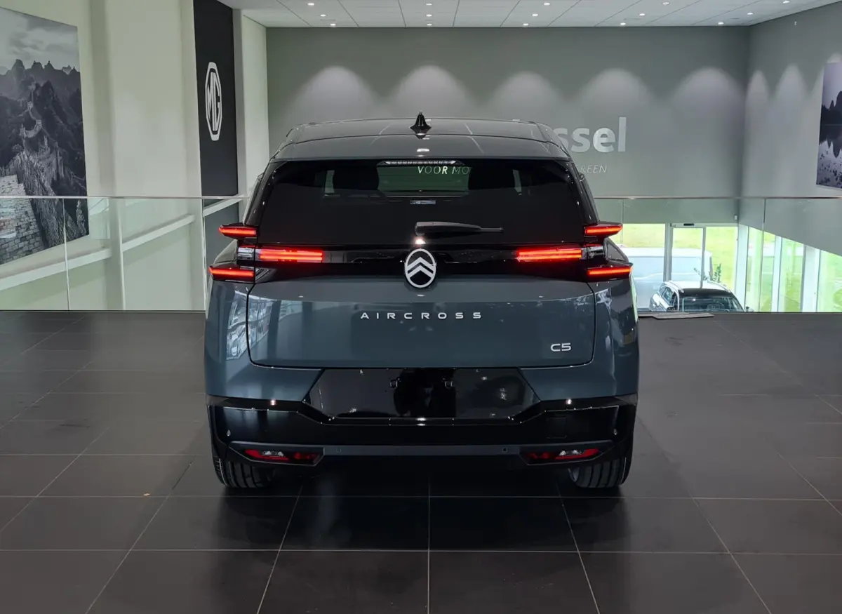 1.2 Hybrid Max Hoge instap | Automaat | Climate Control | Elek. Verstelbare Bestuurderstoel + Massage | Voorstoelen Verwarmd / Gekoeld | Stuurwiel Verwarmd | Apple Carplay / Android Auto