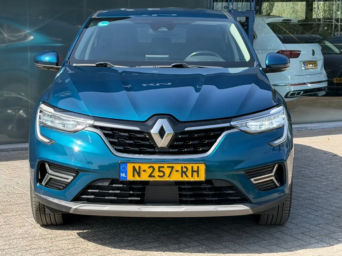 1.6 E-Tech Hybrid 145 Intens Camera, Navi 1E EIGENAAR