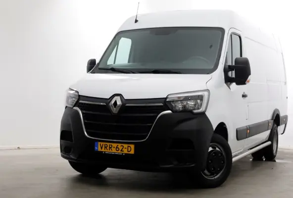 T35 2.3 dCi 130pk L3H2 Dubbel lucht Airco/Camera/Trekhaak 3500kg 09-2022