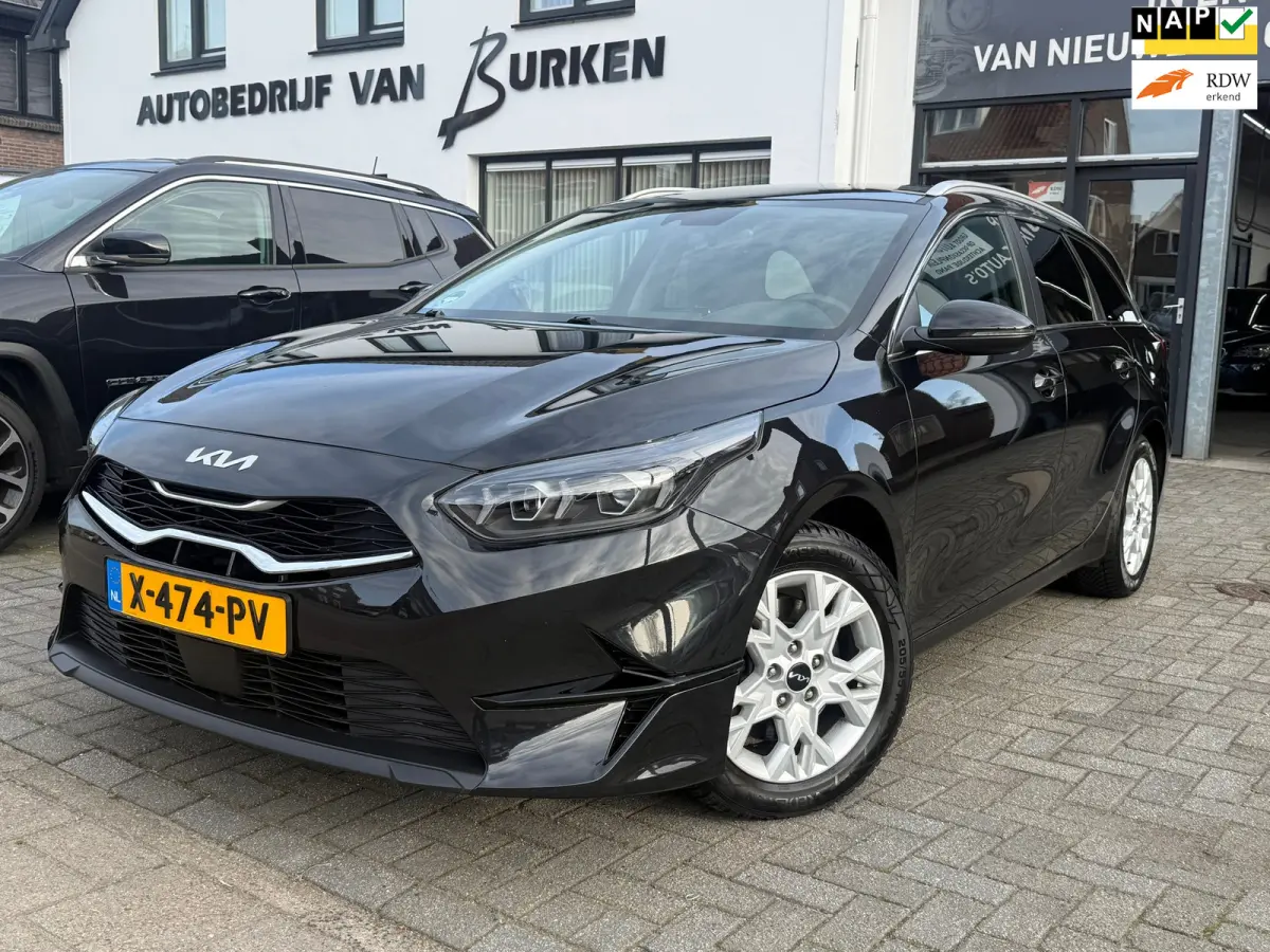 1.0 T-GDi DynamicPlusLine, Stoelverwarming,Stuurverwarming,Apple Carplay/Android,Navigatie,Trekhaak