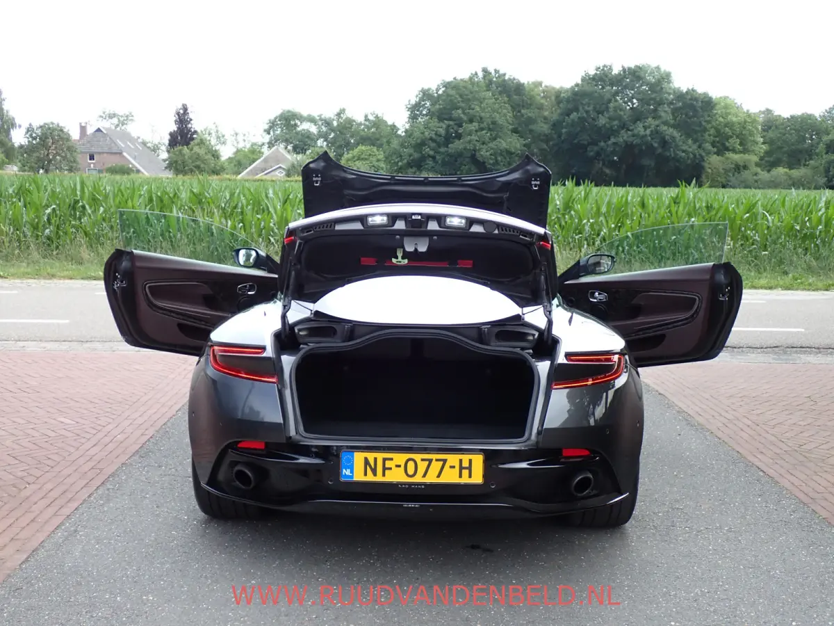 5.2 V12 LAUNCH EDITION / B&O / NL-AUTO + AM-DEALER-ONDERHOUDEN
