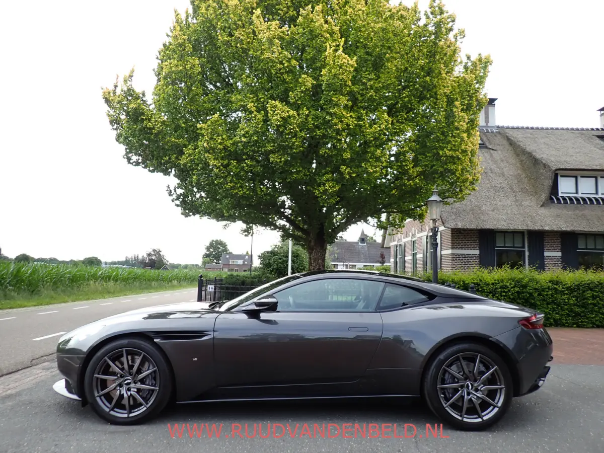 5.2 V12 LAUNCH EDITION / B&O / NL-AUTO + AM-DEALER-ONDERHOUDEN