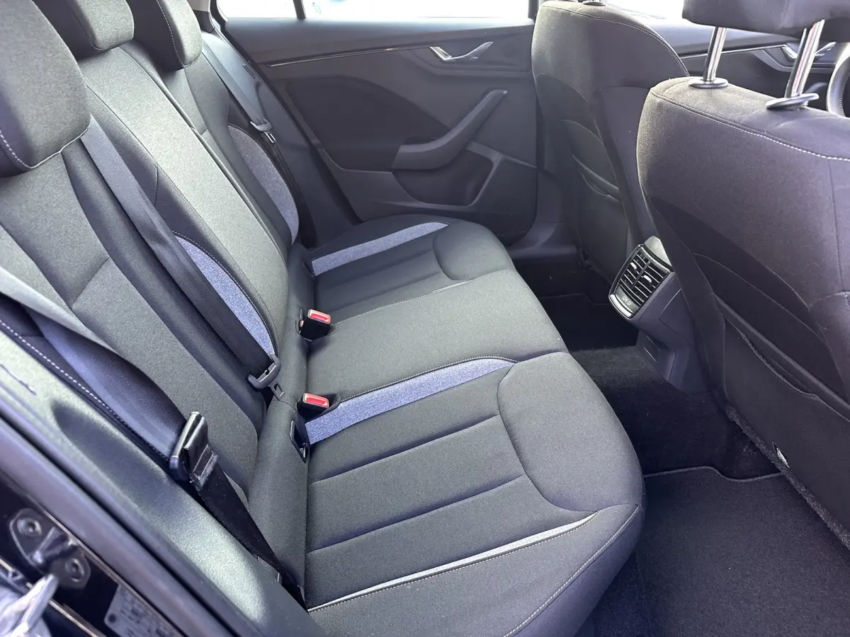 Skoda Kamiq 1.0 TSI 116pk DSG Automaat | 2025 | Virtual Cockpit | BTW