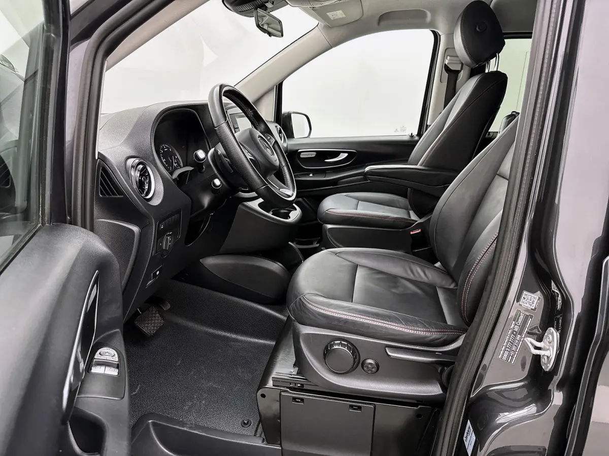 124 CDI Mixto DC L2 Dubbele Cabine 237pk Dubbele Schuifdeur Leder Adaptieve Cruise Control Led