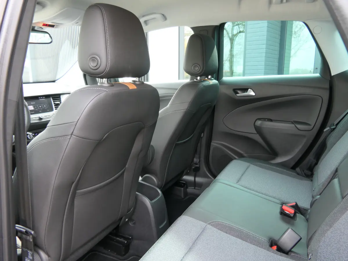 1.2 Turbo Elegance | Automaat | Bluetooth | LMV 16''