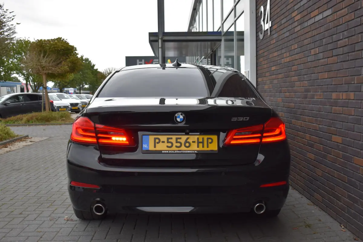 530e iPerformance ECC LMV NAVI LED