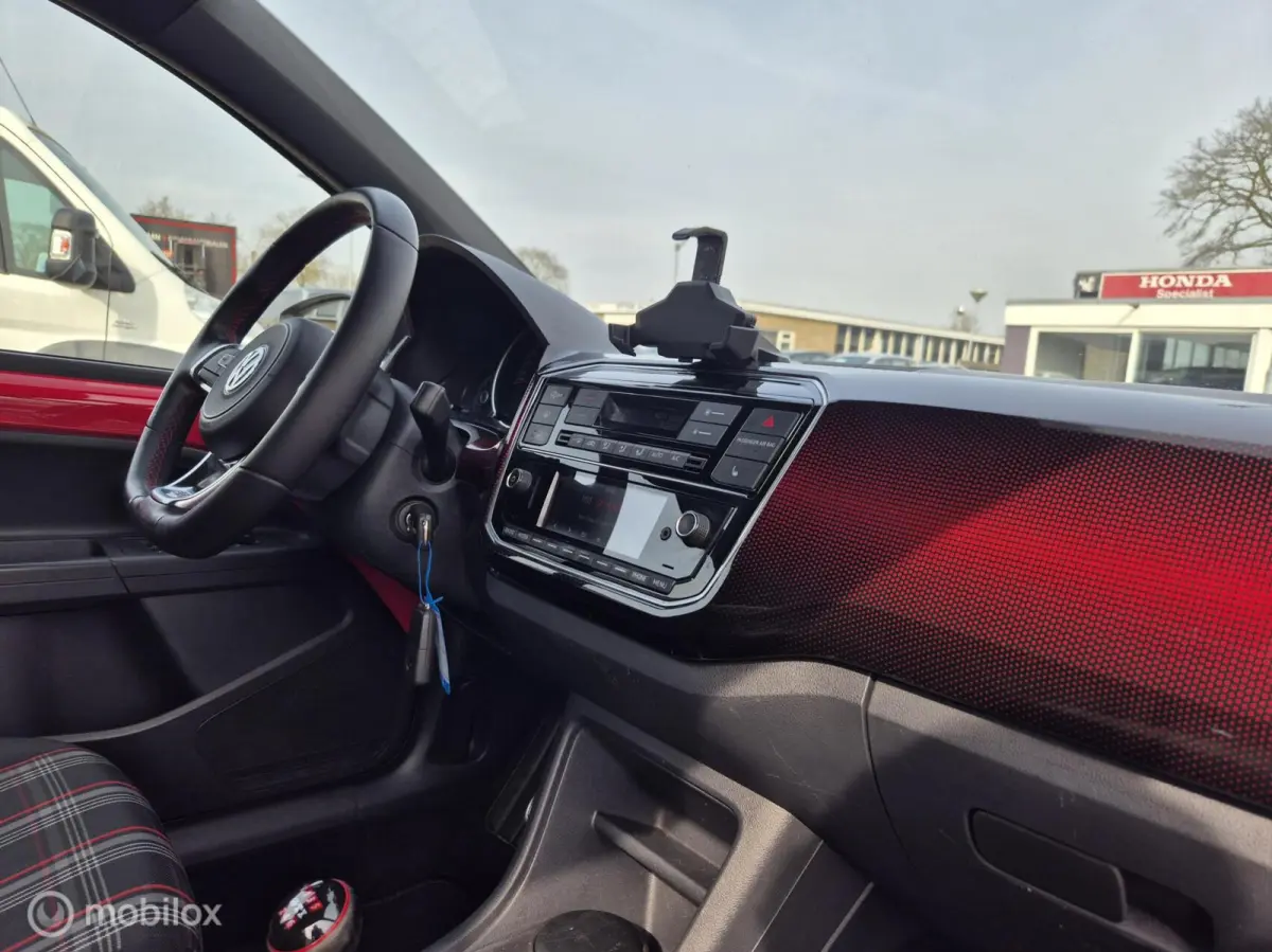 Up! 1.0 TSI GTI, Beats, Stoelverwarming, Cruise