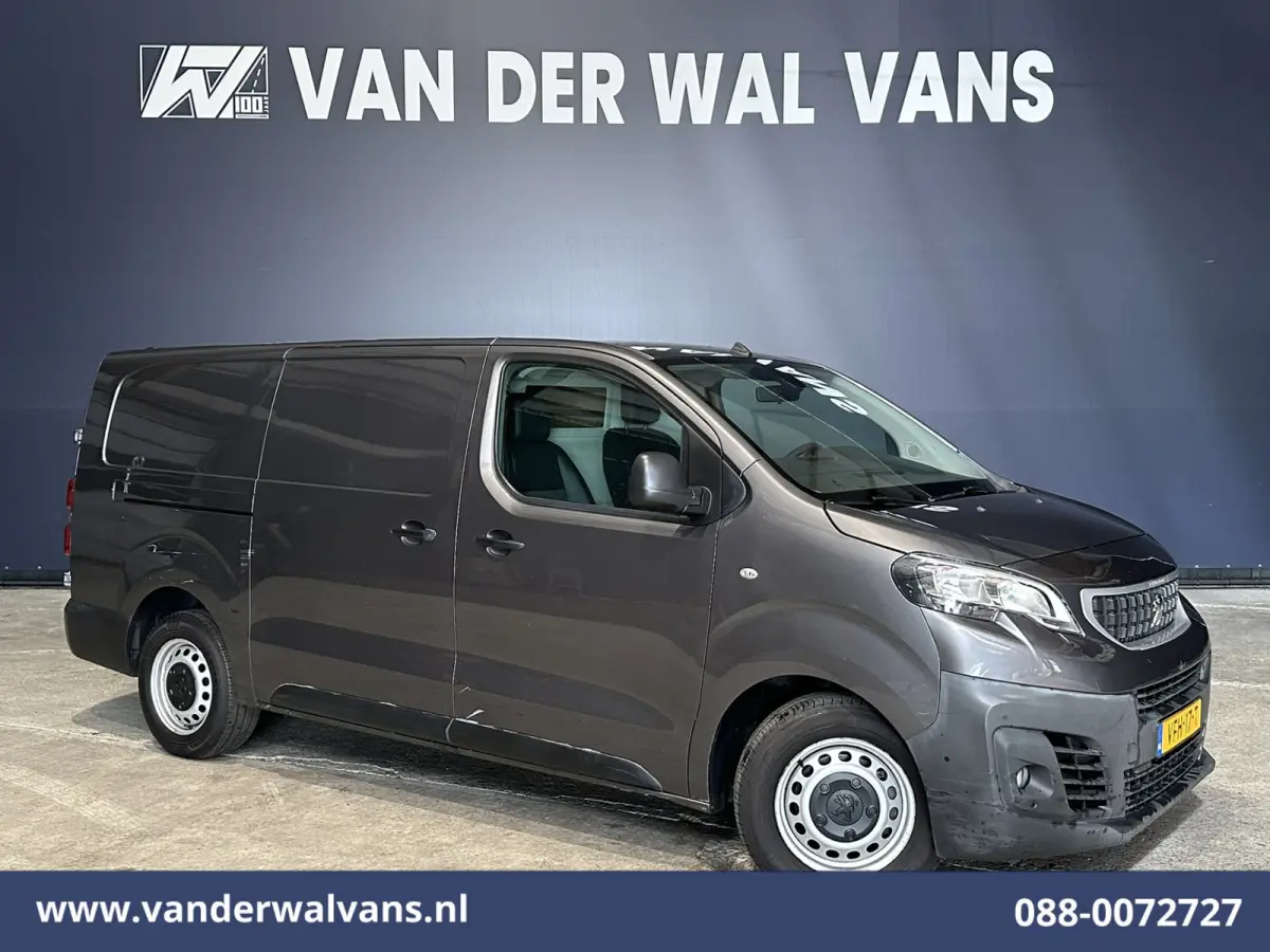 2.0 BlueHDI 122pk L3H1 Euro6 Airco | Camera | Navigatie | Apple Carplay | Cruisecontrol Android Auto, 2500kg Trekhaak, Parkeersensoren, Bijrijdersbank