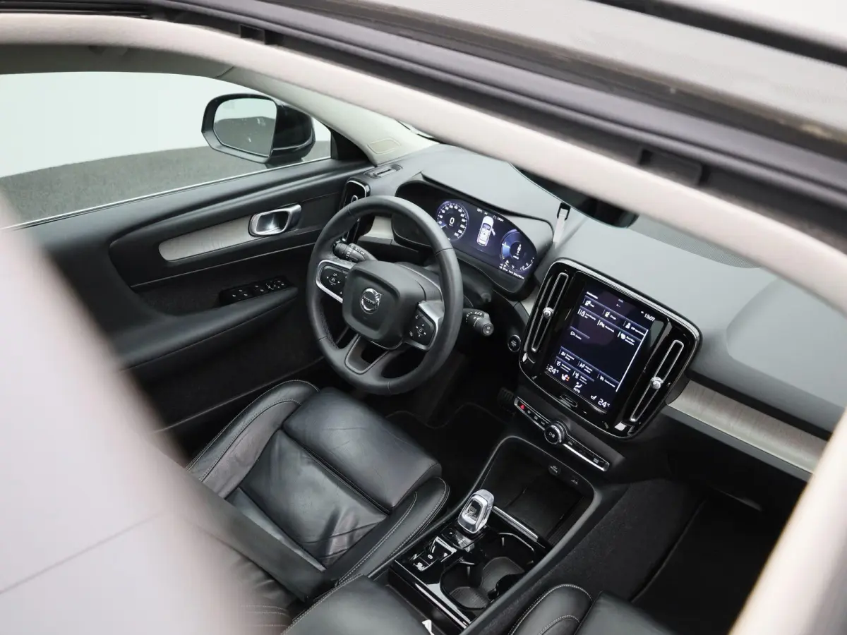 1.5 T4 Inscription | Automaat | Panoramadak | Apple Carplay / Android Auto | Virtual Cockpit | Stoel- Stuurverwarming | Elektrische Achterklep | Achteruitrijcamera | Navigatie | Climate Cont
