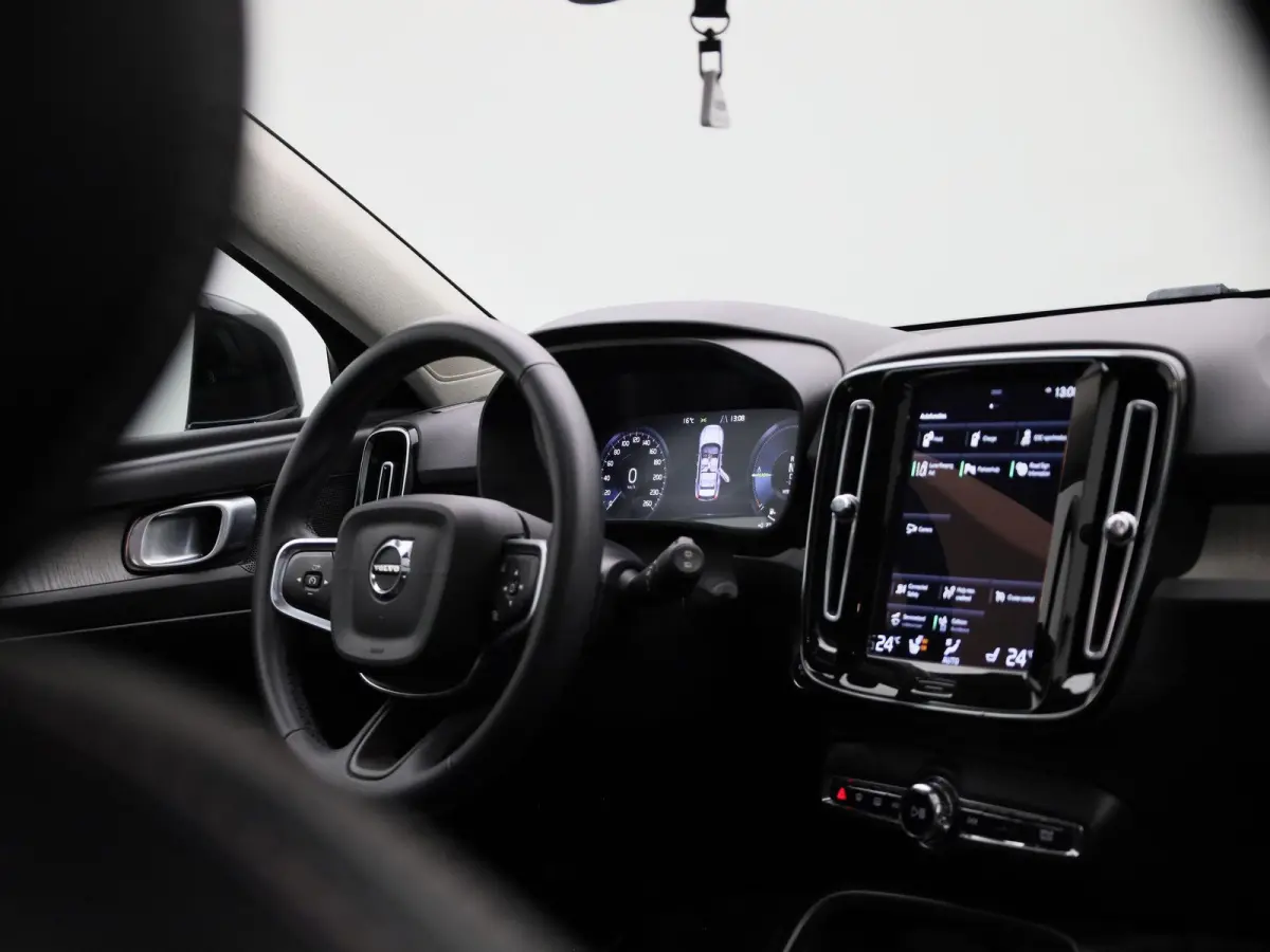 1.5 T4 Inscription | Automaat | Panoramadak | Apple Carplay / Android Auto | Virtual Cockpit | Stoel- Stuurverwarming | Elektrische Achterklep | Achteruitrijcamera | Navigatie | Climate Cont