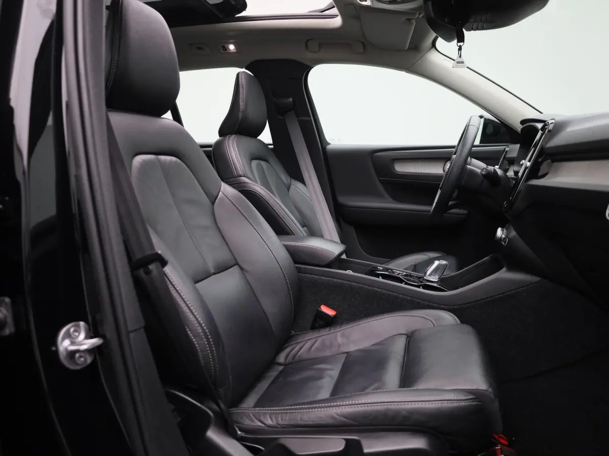 1.5 T4 Inscription | Automaat | Panoramadak | Apple Carplay / Android Auto | Virtual Cockpit | Stoel- Stuurverwarming | Elektrische Achterklep | Achteruitrijcamera | Navigatie | Climate Cont