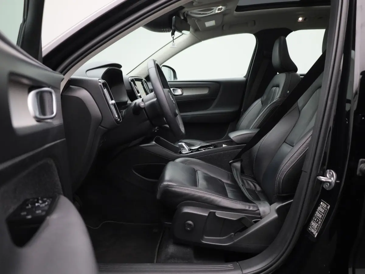 1.5 T4 Inscription | Automaat | Panoramadak | Apple Carplay / Android Auto | Virtual Cockpit | Stoel- Stuurverwarming | Elektrische Achterklep | Achteruitrijcamera | Navigatie | Climate Cont