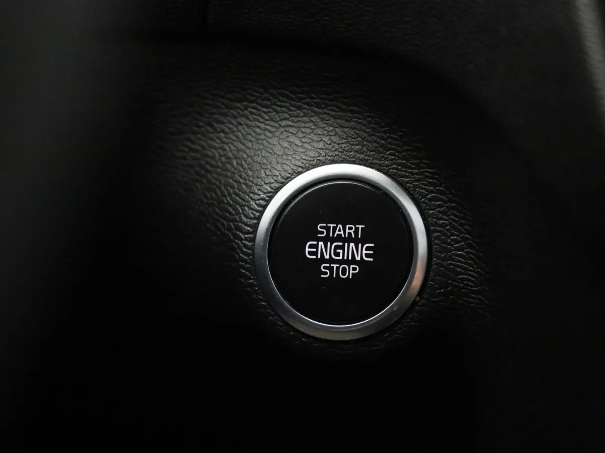 1.5 T4 Inscription | Automaat | Panoramadak | Apple Carplay / Android Auto | Virtual Cockpit | Stoel- Stuurverwarming | Elektrische Achterklep | Achteruitrijcamera | Navigatie | Climate Cont