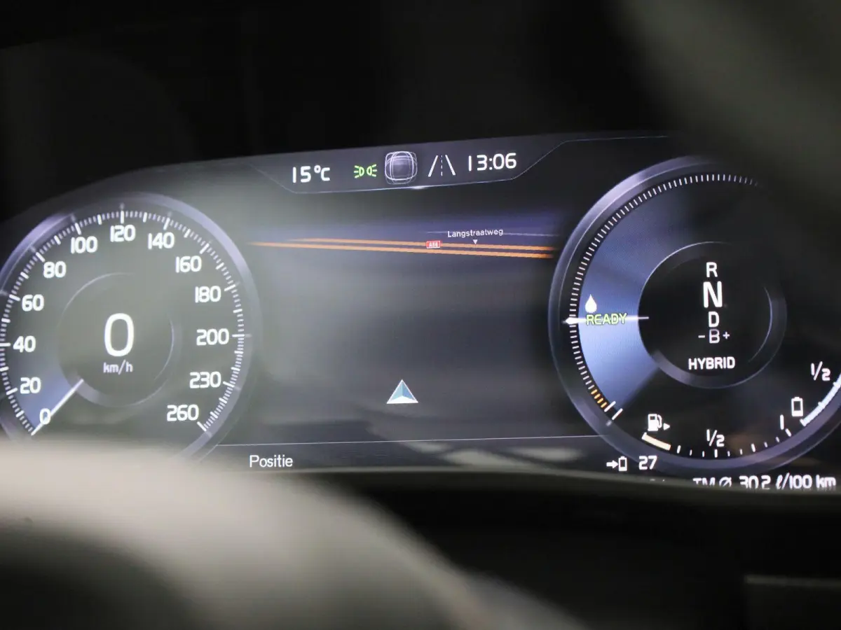 1.5 T4 Inscription | Automaat | Panoramadak | Apple Carplay / Android Auto | Virtual Cockpit | Stoel- Stuurverwarming | Elektrische Achterklep | Achteruitrijcamera | Navigatie | Climate Cont