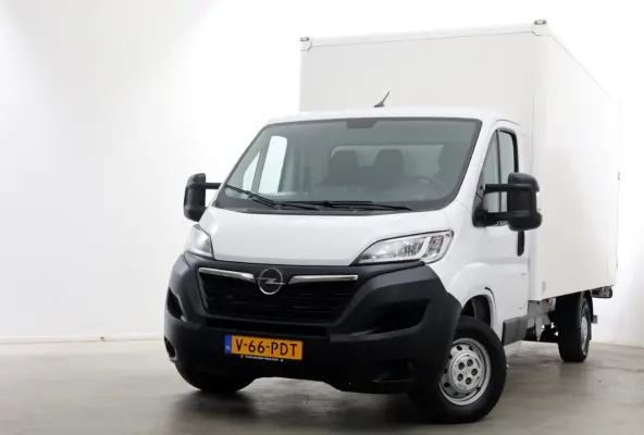 2.2D 140pk Bakwagen met laadklep 1.060kg laadvermogen 08-2023
