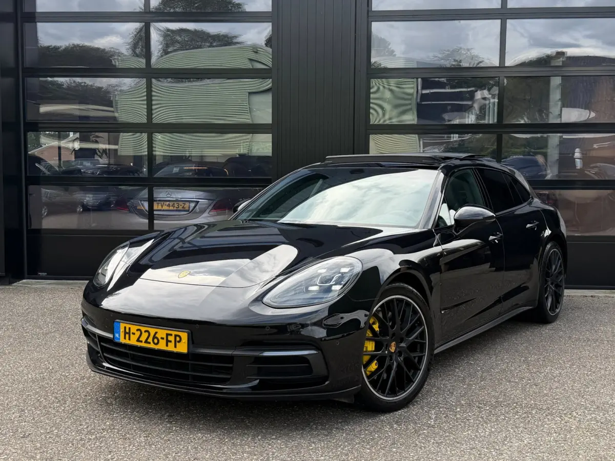 Porsche Panamera Sport Turismo 2018 Benzine Automatisch leasen