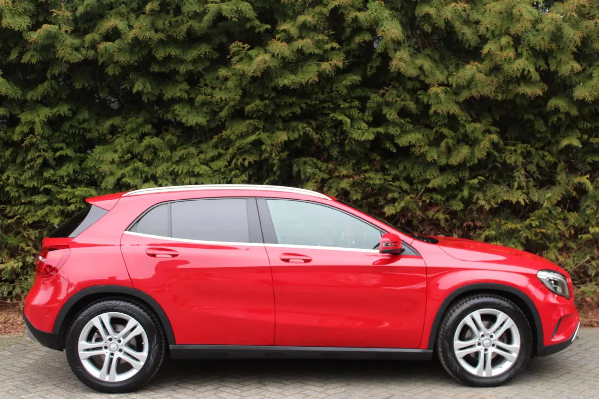 200 d Premium 136PK | Climate Control | Camera | NAVI | Half-leder