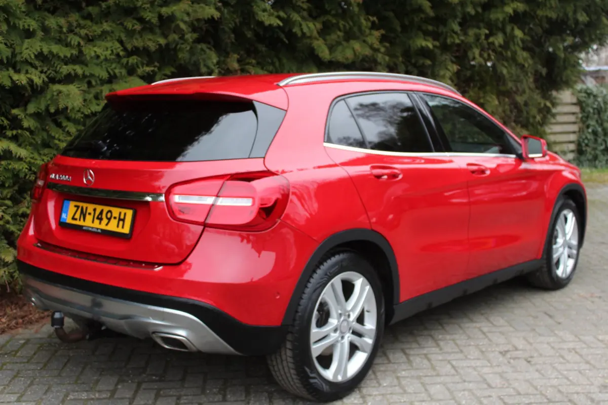 200 d Premium 136PK | Climate Control | Camera | NAVI | Half-leder