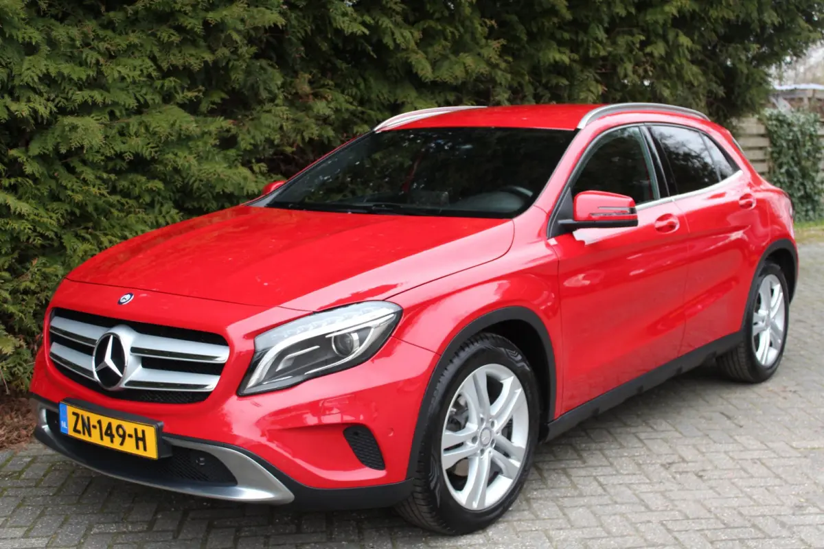 200 d Premium 136PK | Climate Control | Camera | NAVI | Half-leder