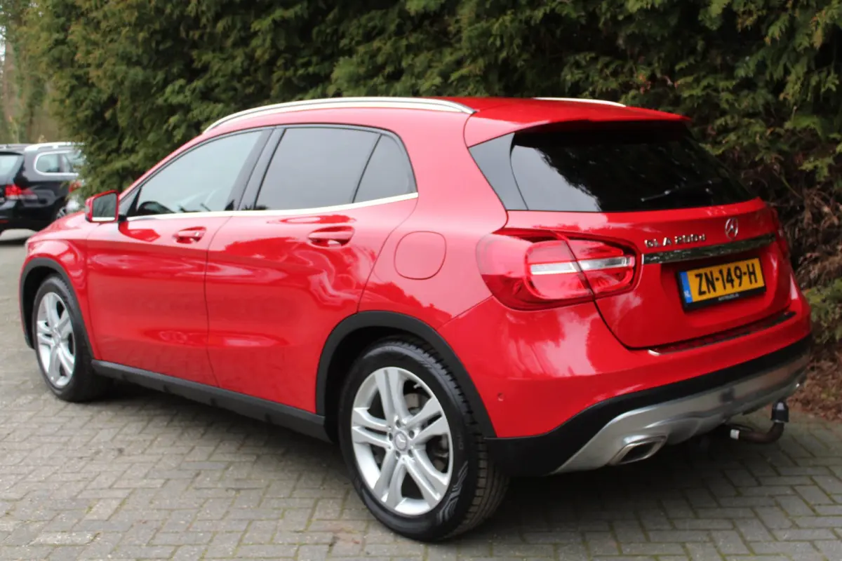 200 d Premium 136PK | Climate Control | Camera | NAVI | Half-leder