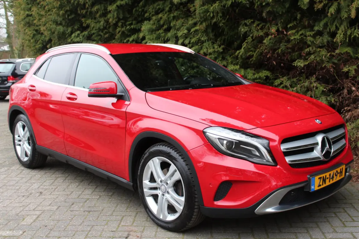 200 d Premium 136PK | Climate Control | Camera | NAVI | Half-leder