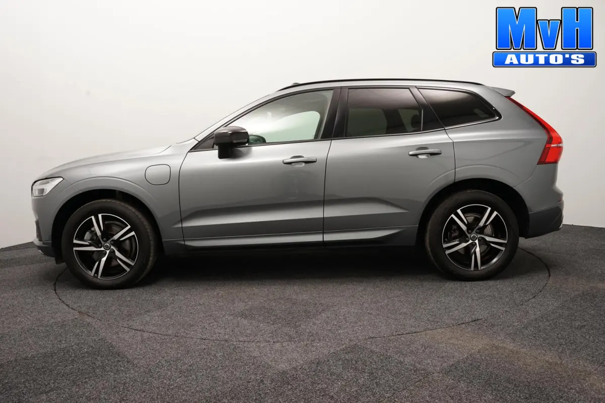 2.0 PHEV T6 AWD R-Design|PANO|H/K|TREKH|SOH93%