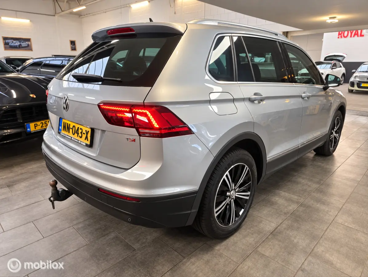 1.4 TSI ACT Business R/ Acc/ Carplay / Led