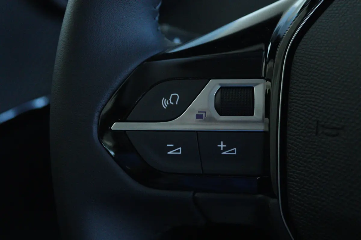 1.2 Turbo 100 Style | Cruise Control | Airco | Parkeersensoren | Carplay | LED |