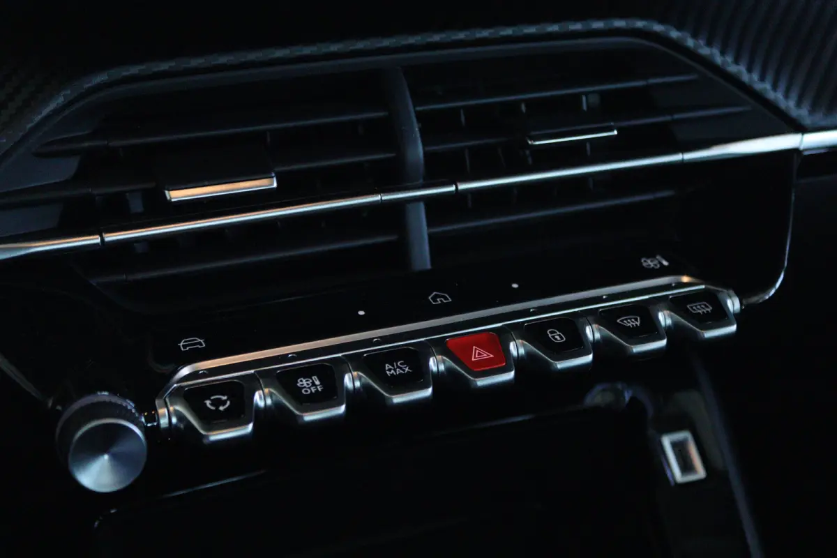 1.2 Turbo 100 Style | Cruise Control | Airco | Parkeersensoren | Carplay | LED |