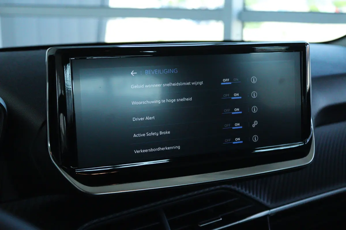 1.2 Turbo 100 Style | Cruise Control | Airco | Parkeersensoren | Carplay | LED |