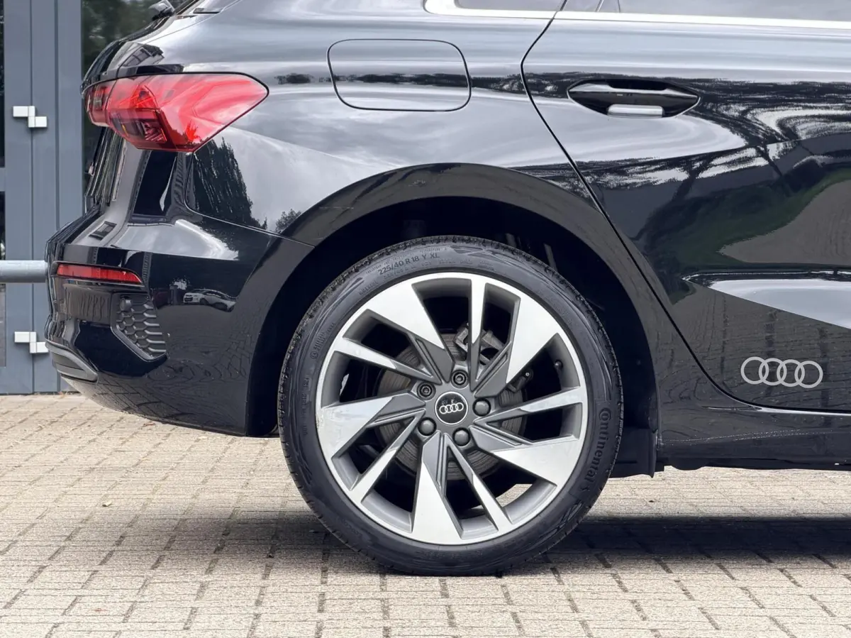 30 TFSI Advanced edition | S-Line | Led | Stoel Verwarming | Sfeer Verlichting