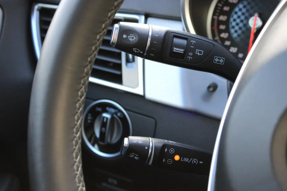 350d 4M AMG Grijs Kenteken Pano | Trekhaak | Luchtvering | HarmanKardon | Standkachel | Leder Sportstoelen | 360 Camera | LED ILS | Carplay | Nightpakket | Dealer Onderhouden | Topstaat ML 3