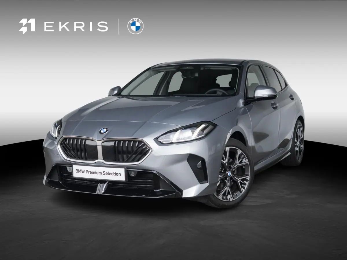 120 | M Sport Design | Achteruitrijcamera | Stoelverwarming | PDC | 18''