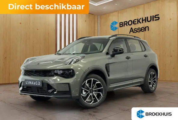 Core | Stoelverwarming |Parkeercamera | Apple Carplay/Android Auto|