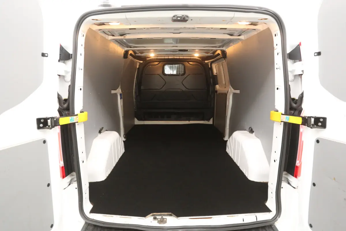 2.0 TDCI L2H1 170PK | 2800KG Trekgew. | Airco | Cruise | 3 Zits | Trekhaak | Parkeersens.