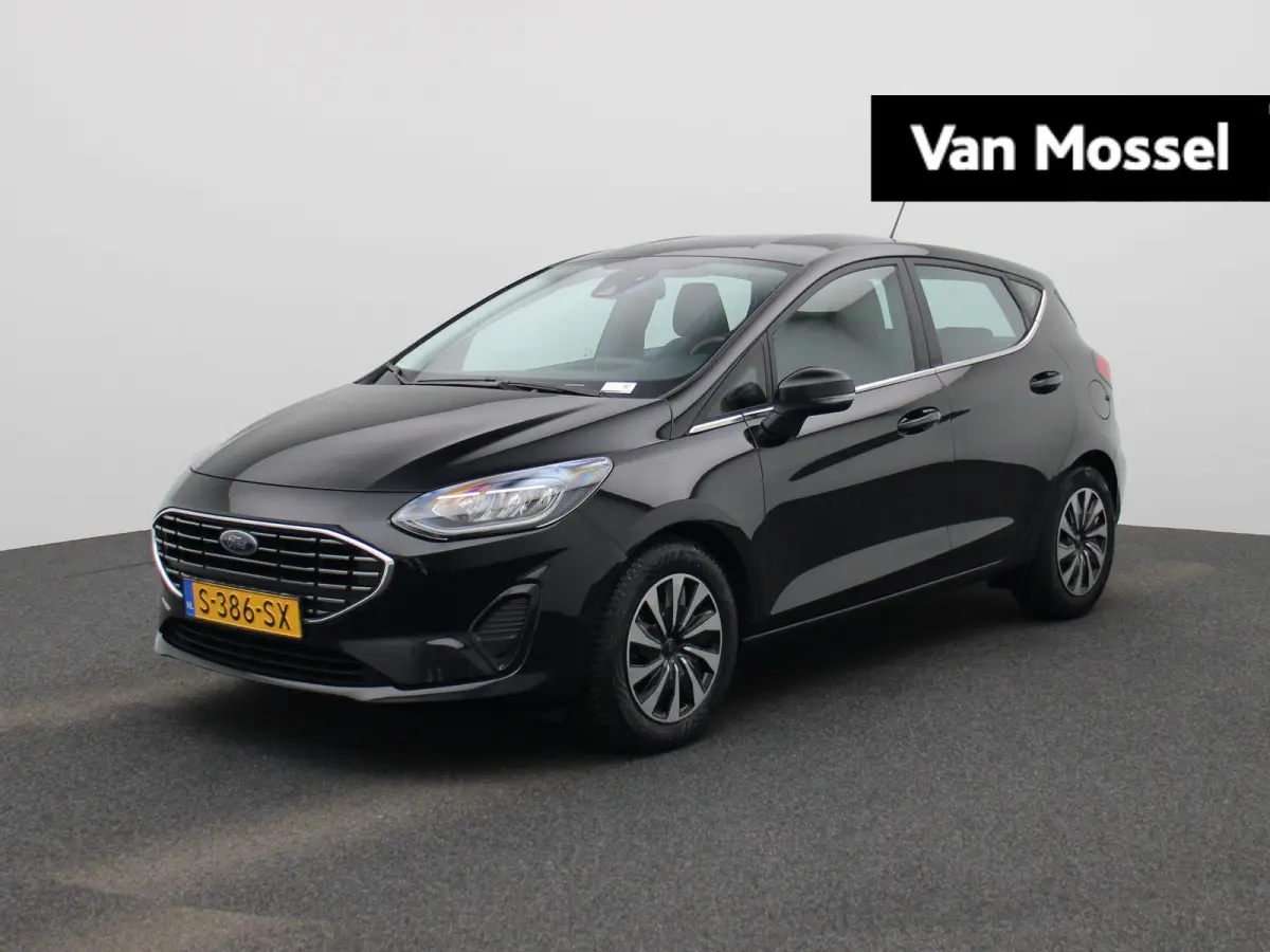 1.0 EcoBoost Hybrid Titanium | Apple Carplay/Android Auto | Cruise Control | Navigatie | Parkeersensoren | Bluetooth |