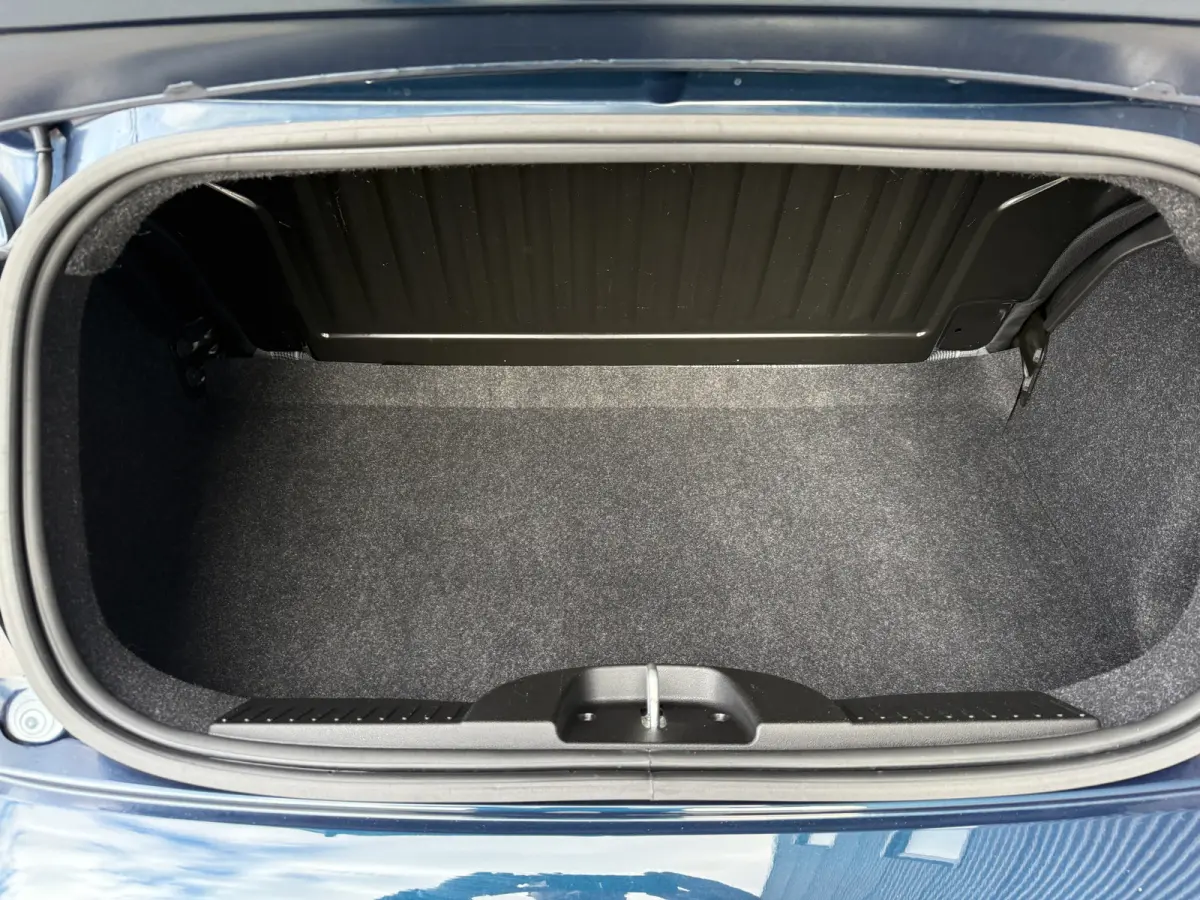 1.0 Hybrid Lounge Navi/Apple Carplay