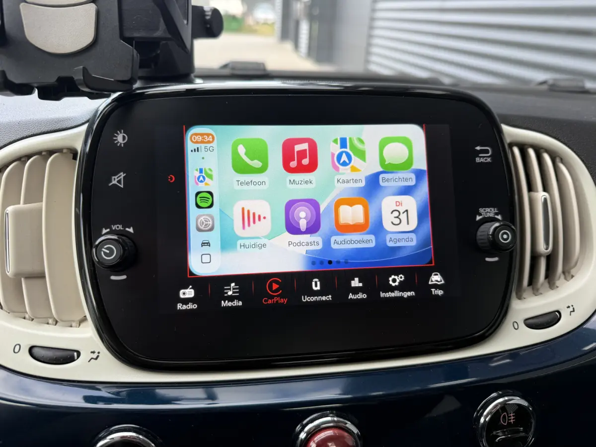1.0 Hybrid Lounge Navi/Apple Carplay