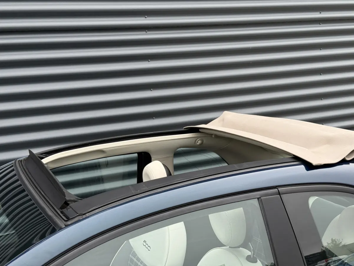 1.0 Hybrid Lounge Navi/Apple Carplay