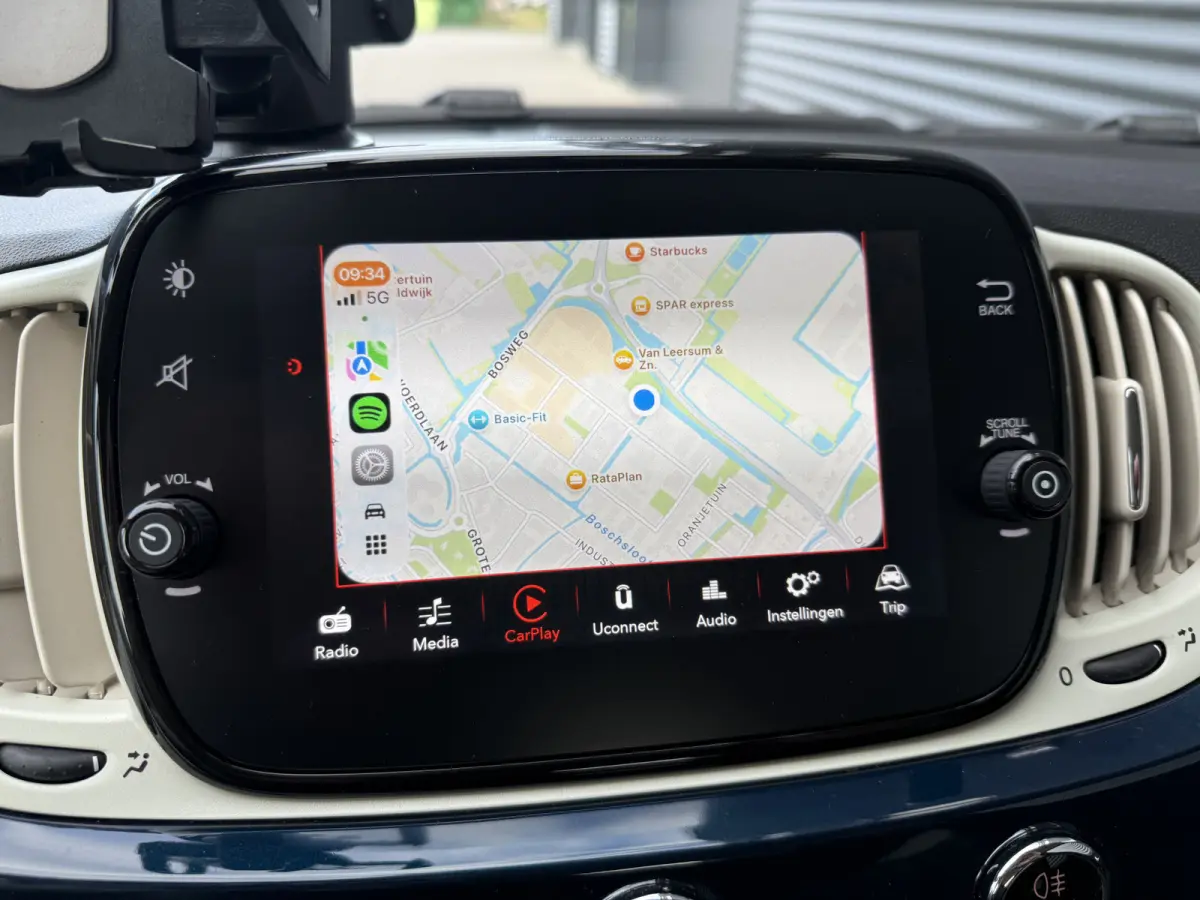 1.0 Hybrid Lounge Navi/Apple Carplay