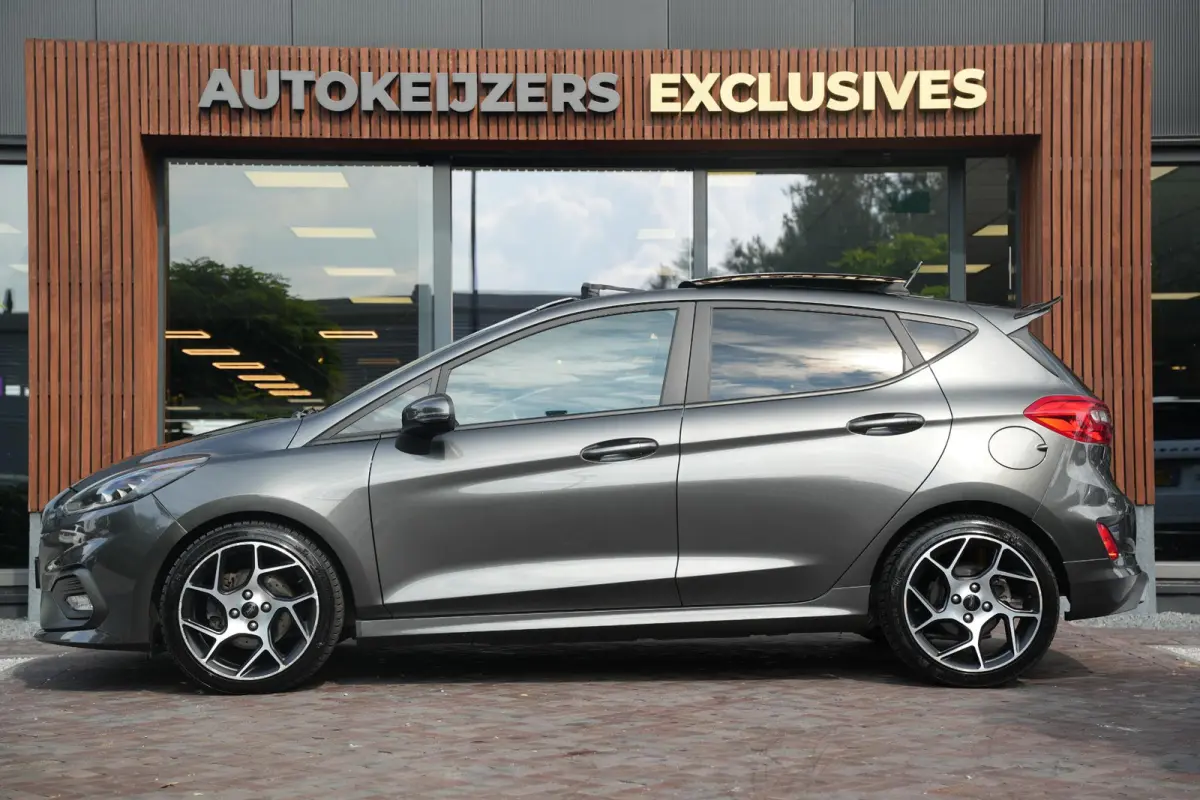 1.5 EcoBoost ST-3 Panoramadak Cruise Recaro LED Keyless