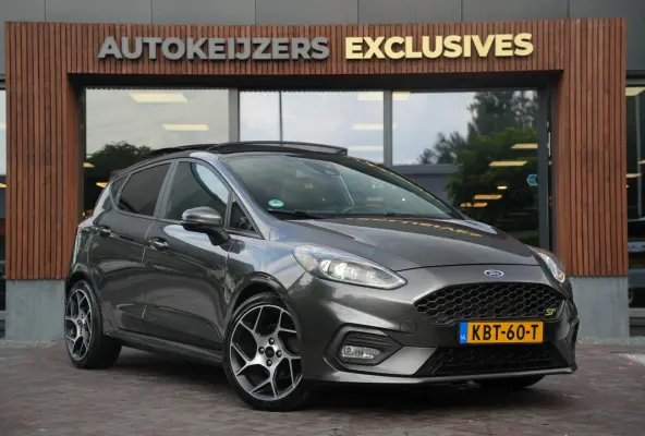 1.5 EcoBoost ST-3 Panoramadak Cruise Recaro LED Keyless