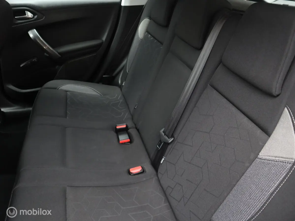 1.2 PT Blue Lion Nieuwe D-Riem|Navi|Trekhaak|Parkeersensor|Carplay|Cruise|Airco
