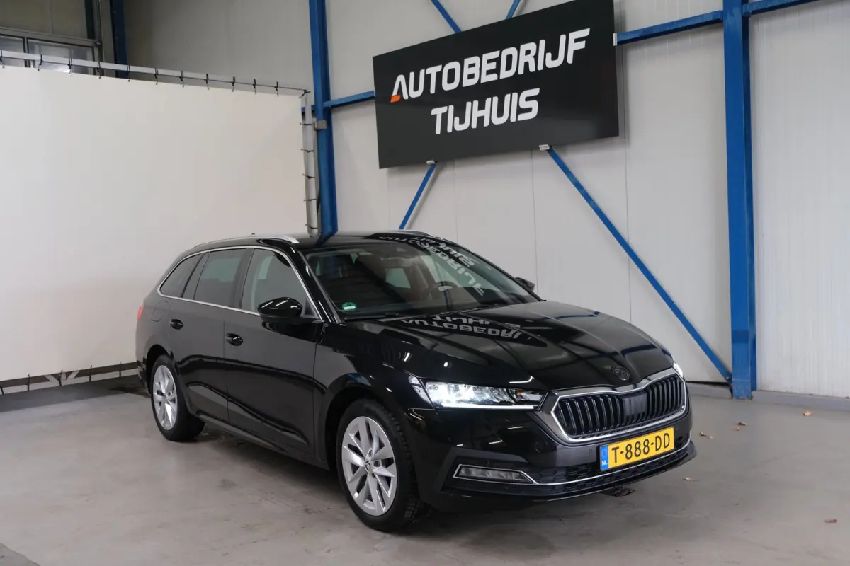 Škoda Octavia Combi 2023 Hybride Automatisch leasen