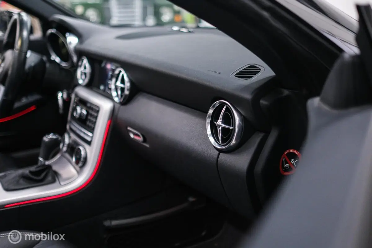 350 AMG Line 306 PK | Panorama | Airscarf | Sportonderstel | LED | Ambiance | Cruise | Navi | Zeer mooi |